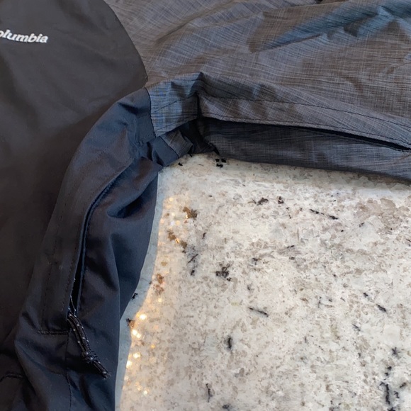 Columbia Sportswear Omni Tech Water Proof Large - Picture 3 of 10